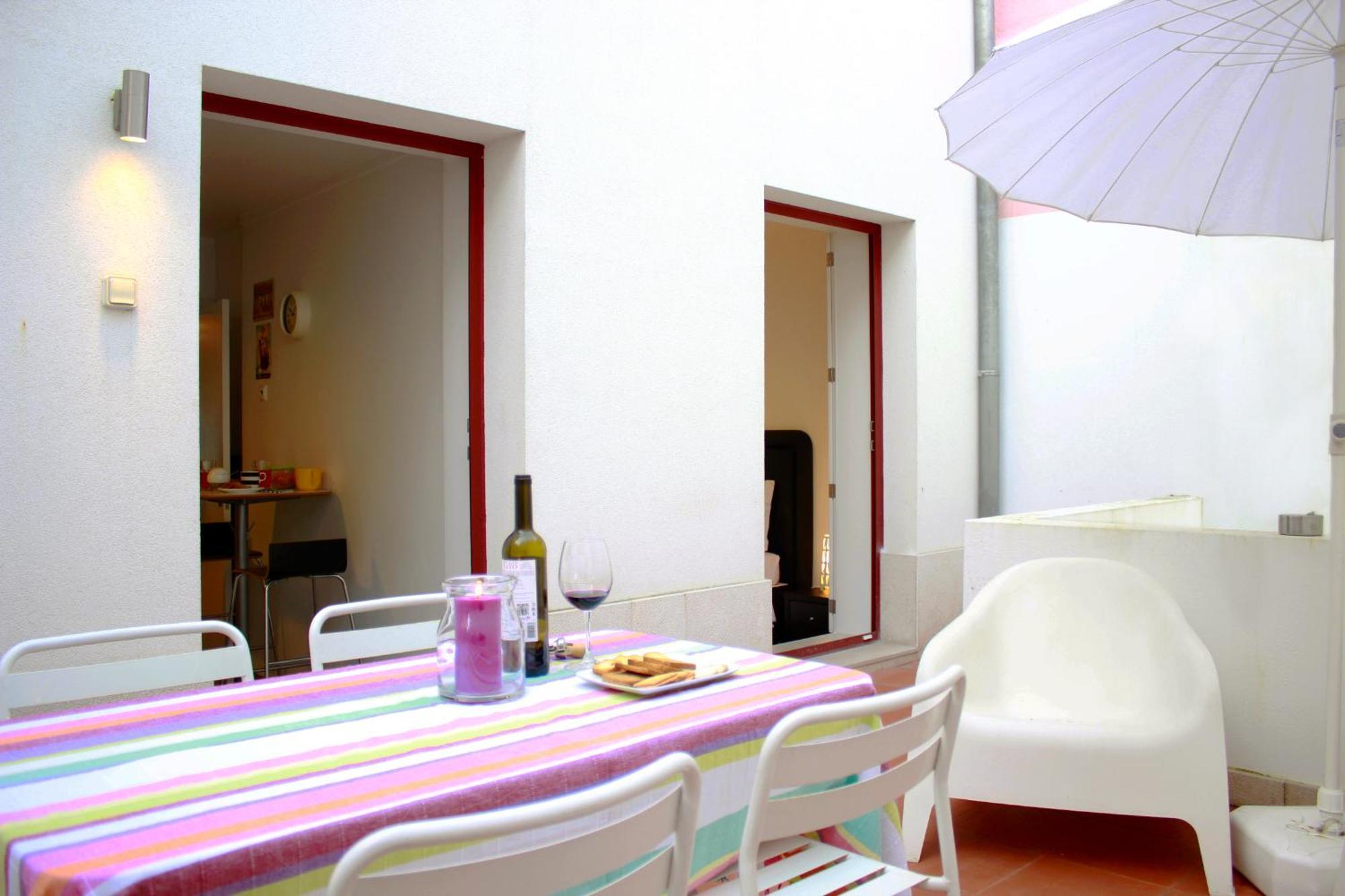 Joivy Modern 1-Bed Apt With Terrace, Moments From Sao Bento Palace Lisboa Εξωτερικό φωτογραφία