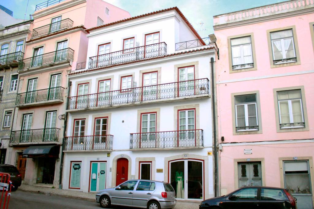 Joivy Modern 1-Bed Apt With Terrace, Moments From Sao Bento Palace Lisboa Εξωτερικό φωτογραφία
