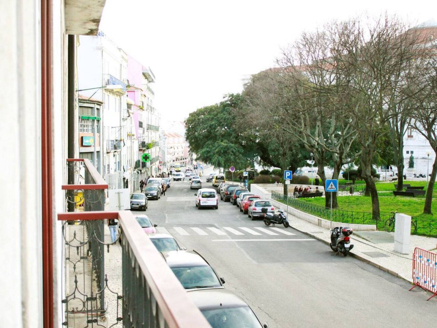 Joivy Modern 1-Bed Apt With Terrace, Moments From Sao Bento Palace Lisboa Εξωτερικό φωτογραφία