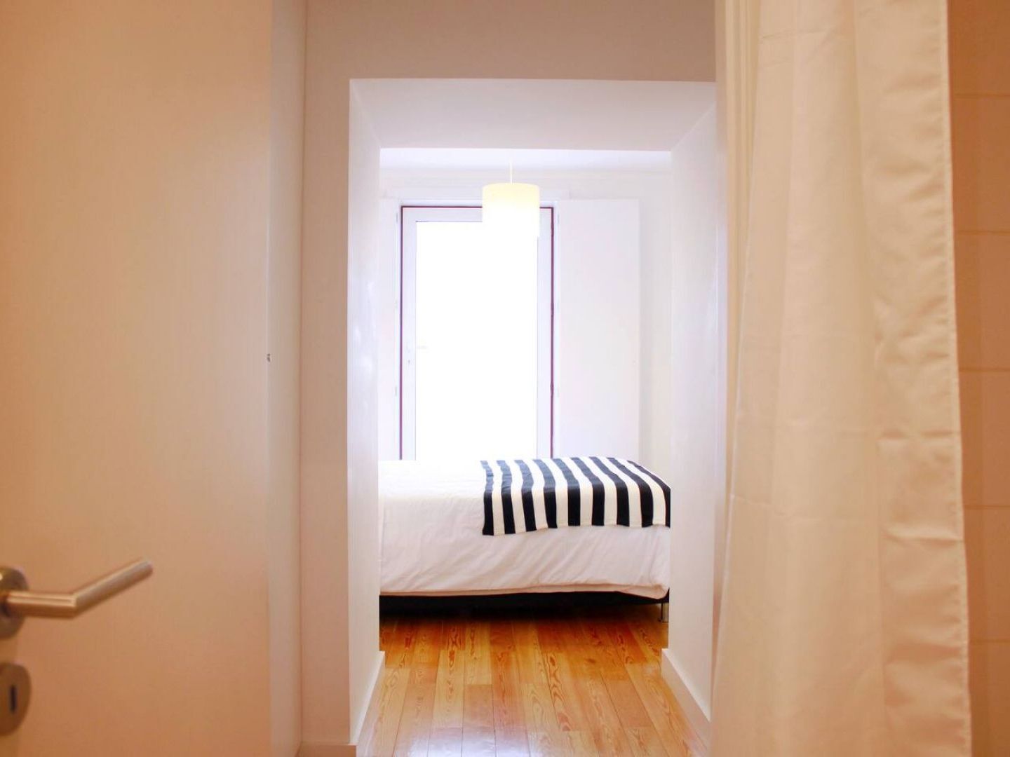 Joivy Modern 1-Bed Apt With Terrace, Moments From Sao Bento Palace Lisboa Εξωτερικό φωτογραφία
